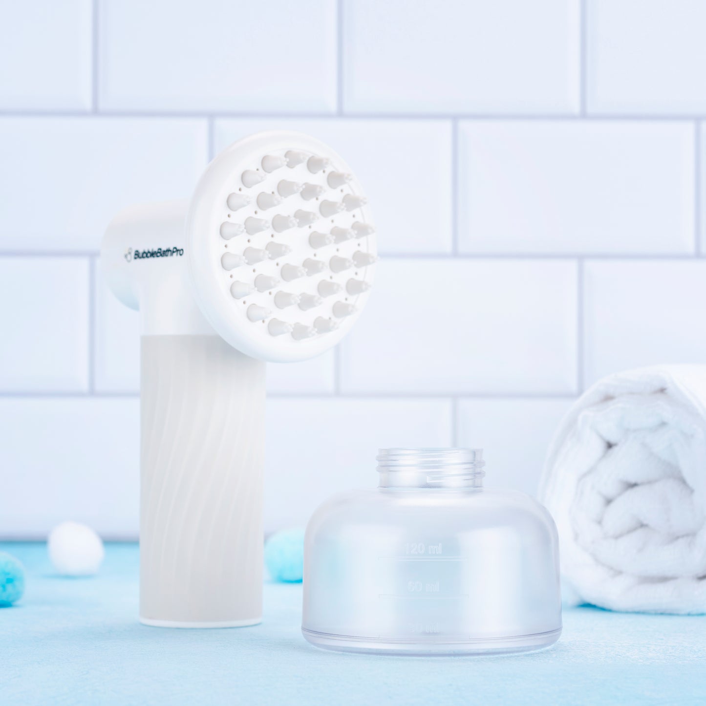 Dog Bath Brush Auto Foam Shampoo Dispenser Soothing Massage Bath Brush Scrubber Large Medium Small Dogs Puppies Husky Golden No Pre-Wetting Required